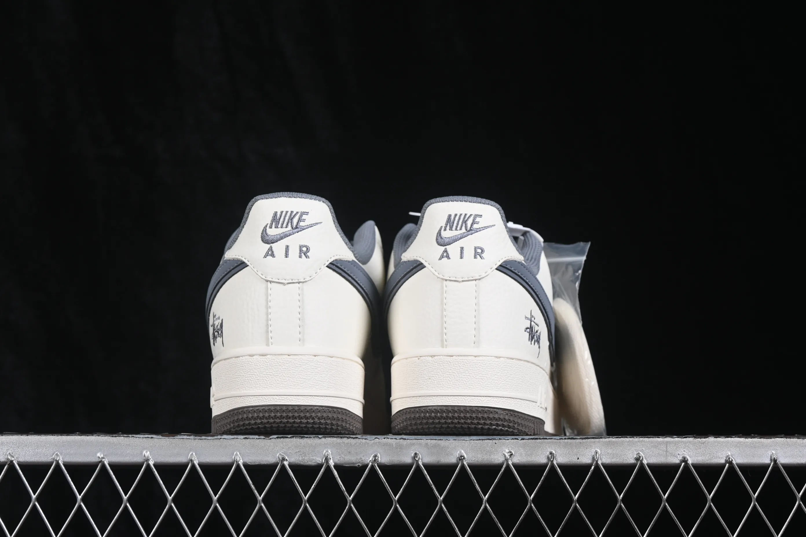 All categories Nk Air Force 1 Air Force series Nk Air Force 1 Low Air Force low-top Nike Air Force 1'07 Low joint model Air Force 1 low-top casual sneakers MM3399-827